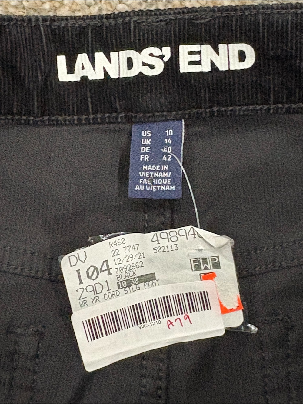 Women’s Lands End 10 Medium Pants Plush Cords Corduroy Black Stretch Straight - Picture 9 of 10